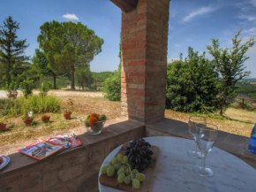 Elegant Cottage in Tuscany with Lake View and Private Garden, Mensano